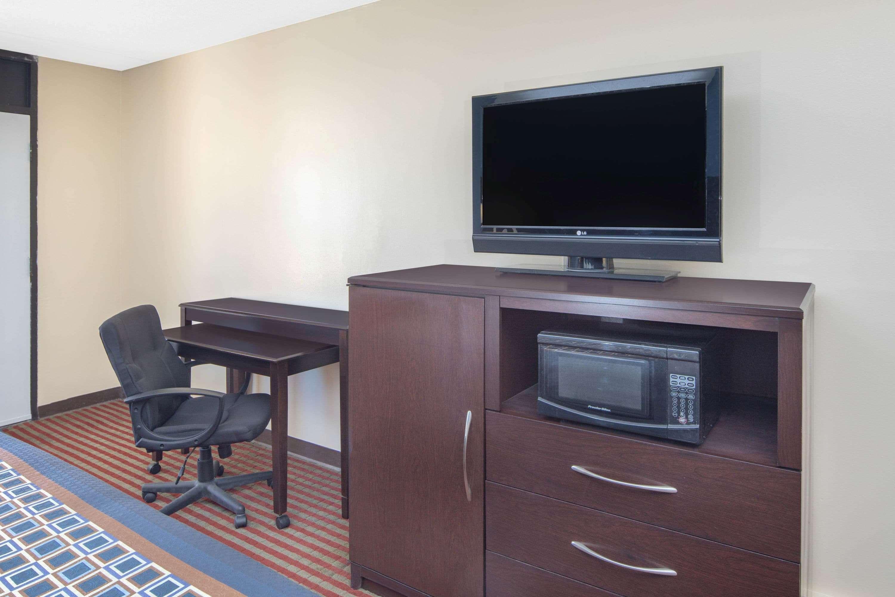 Travelodge By Wyndham Savannah Area/Ричмонд-Хилл Экстерьер фото
